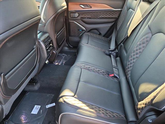 New 2027 Jeep Grand Cherokee Summit AWD/4WD image 16