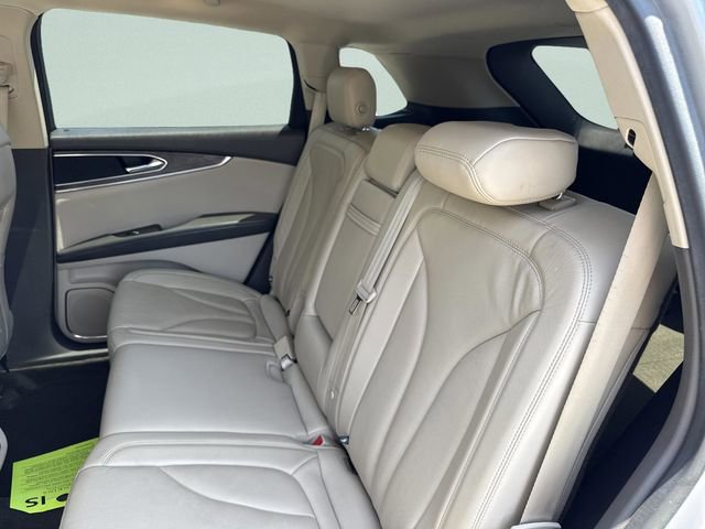 Used 2016 Lincoln MKX Reserve w/ Equipment Group 102A AWD/4WD image 31