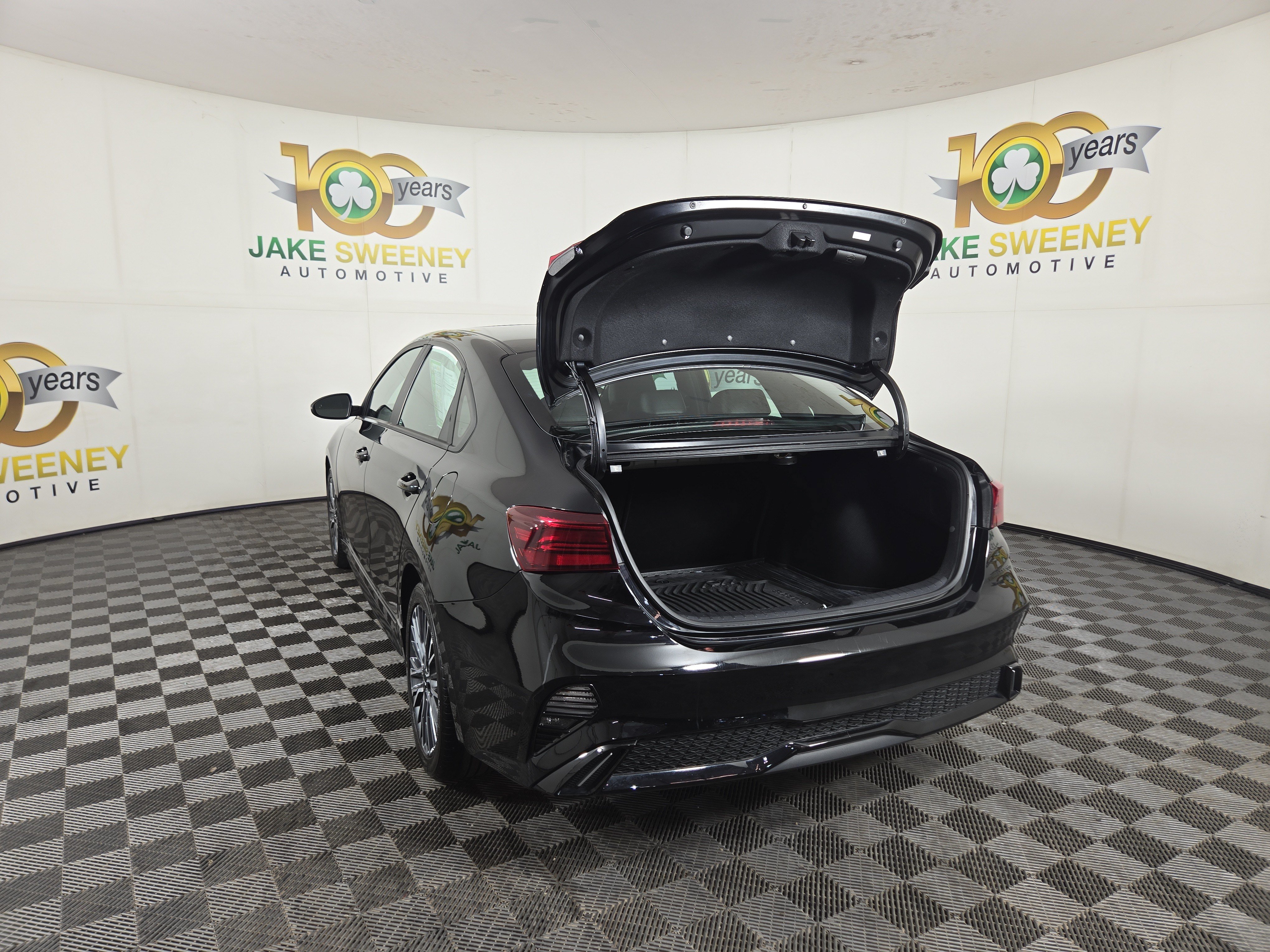 Used 2023 Kia Forte GT-Line w/ GT-Line Premium Package FWD image 32
