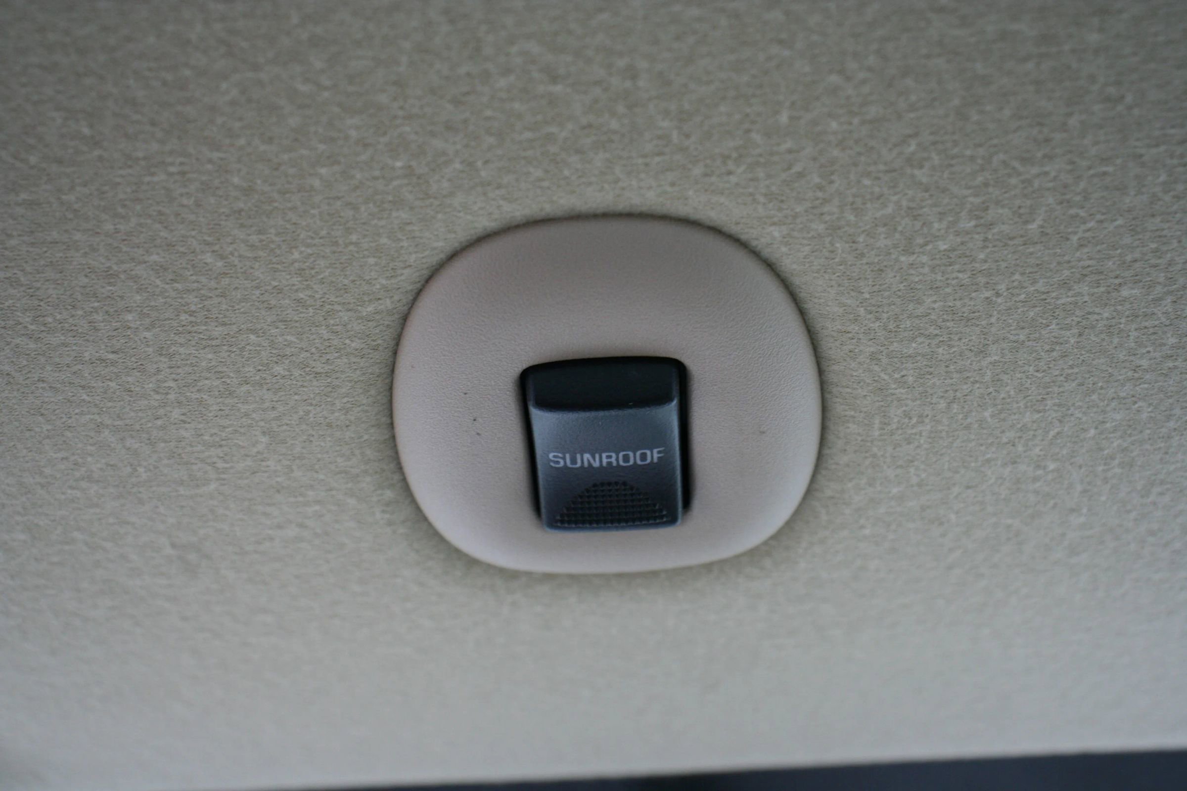 Used 2005 Chevrolet Impala LS w/ Sun And Sound Package image 32