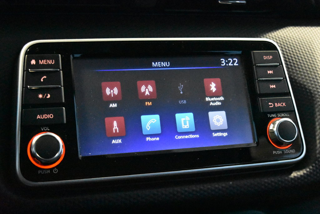 Used 2025 Nissan Kicks Play S FWD image 9