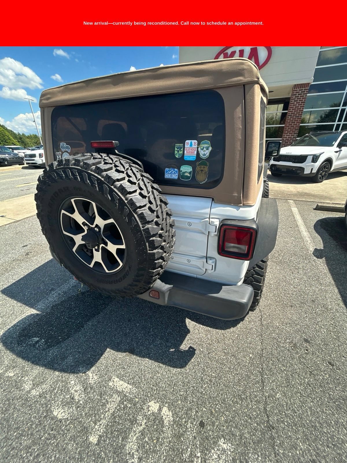 Used 2019 Jeep Wrangler Rubicon AWD/4WD image 12