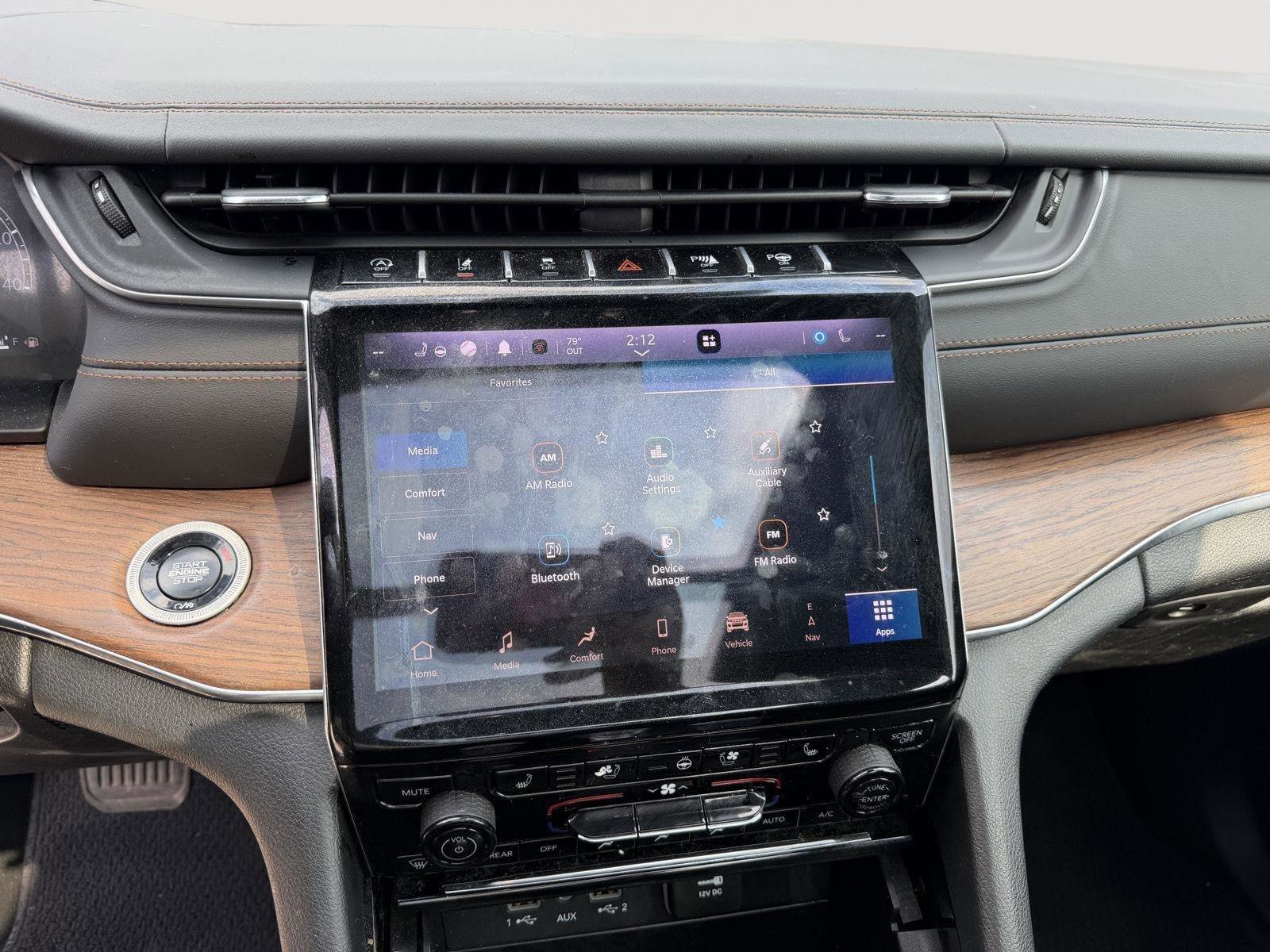 Used 2024 Jeep Grand Cherokee L Summit image 15