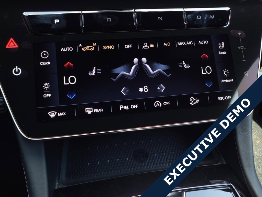 New 2024 Maserati Grecale GT image 7