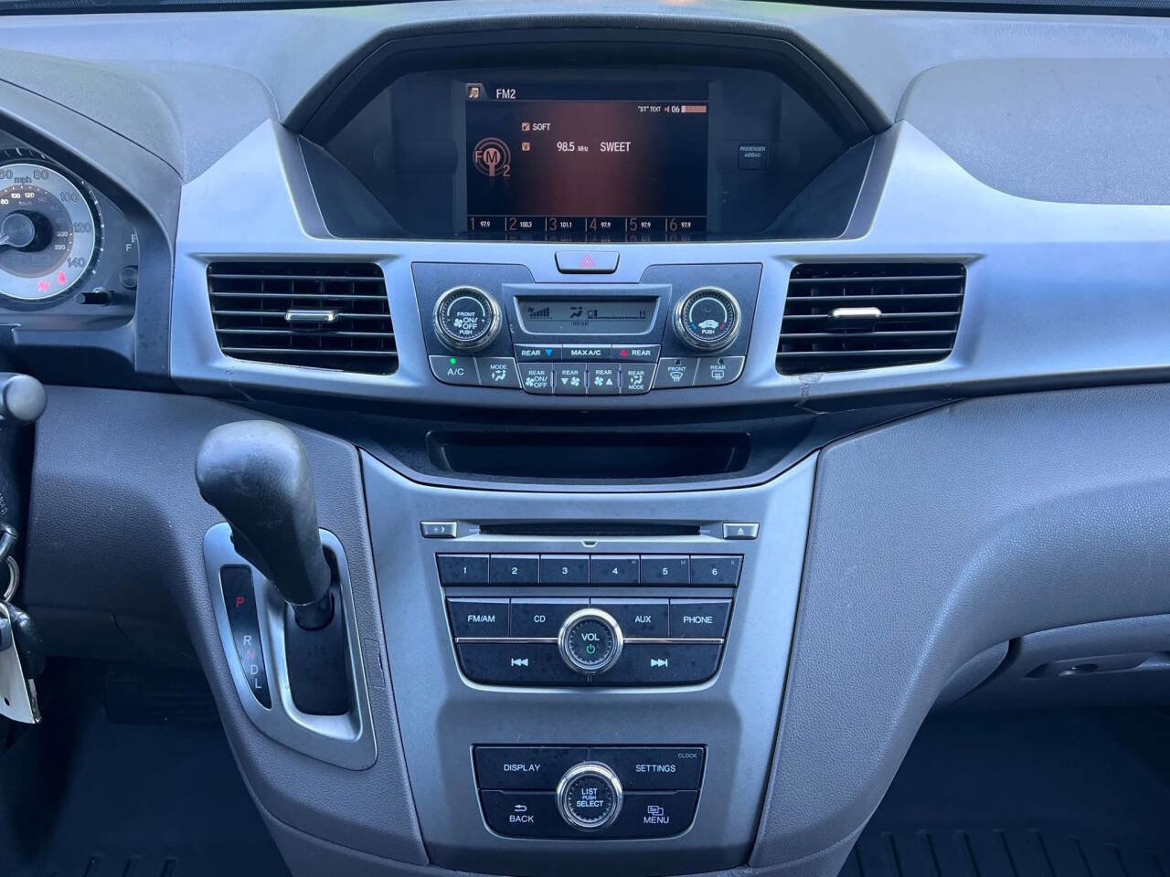 Used 2014 Honda Odyssey LX image 22