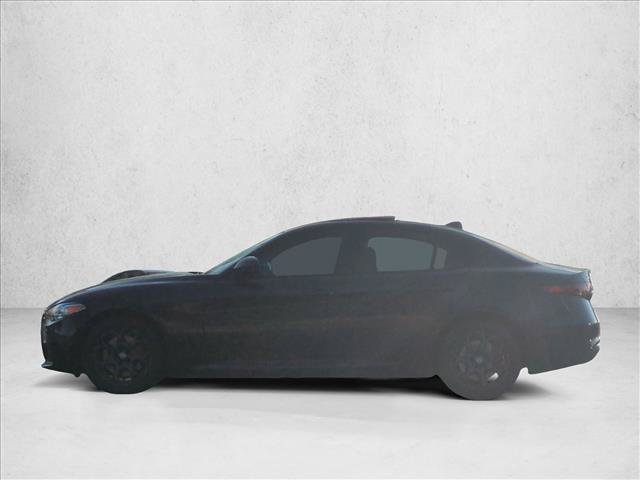 Used 2017 Alfa Romeo Giulia AWD image 9