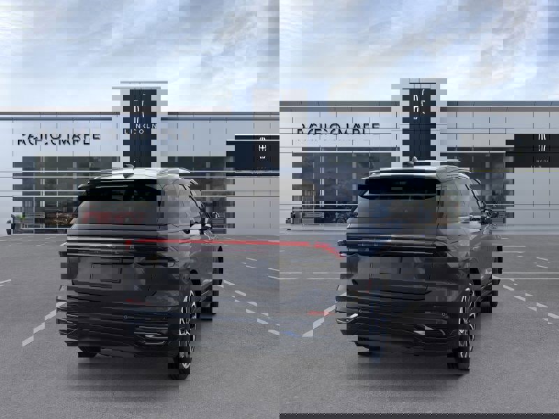 New 2026 Lincoln Nautilus Reserve image 8