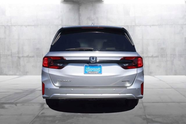 New 2026 Honda Odyssey Touring image 6