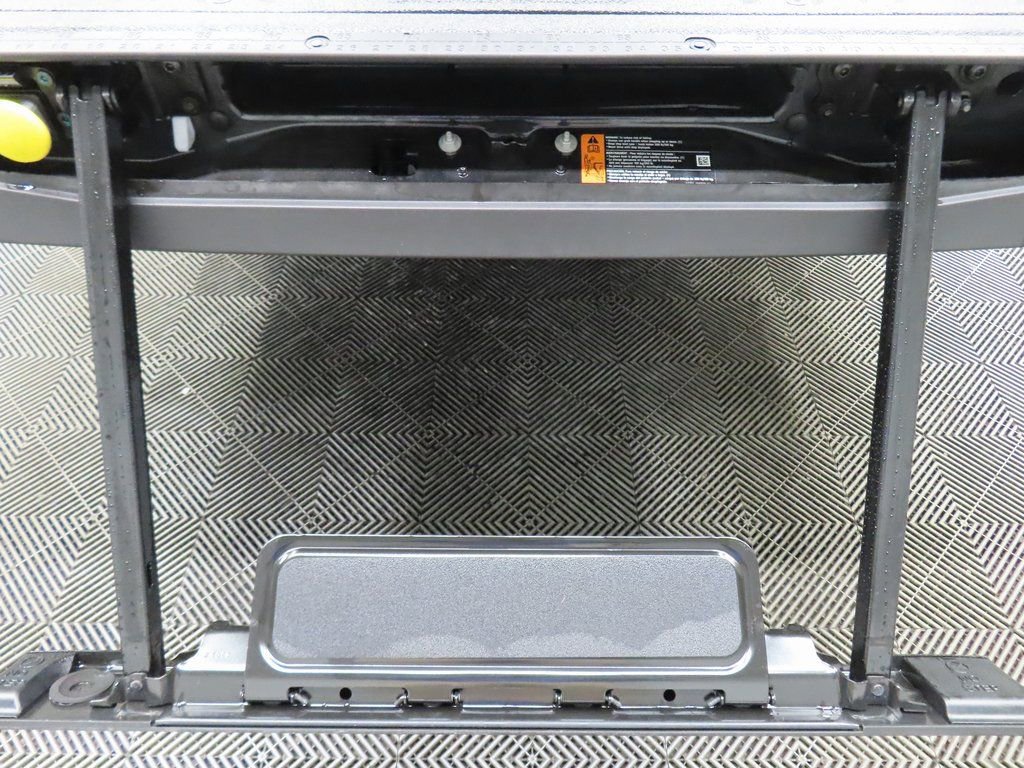 Used 2025 Ford F250 4x4 Crew Cab Super Duty image 47