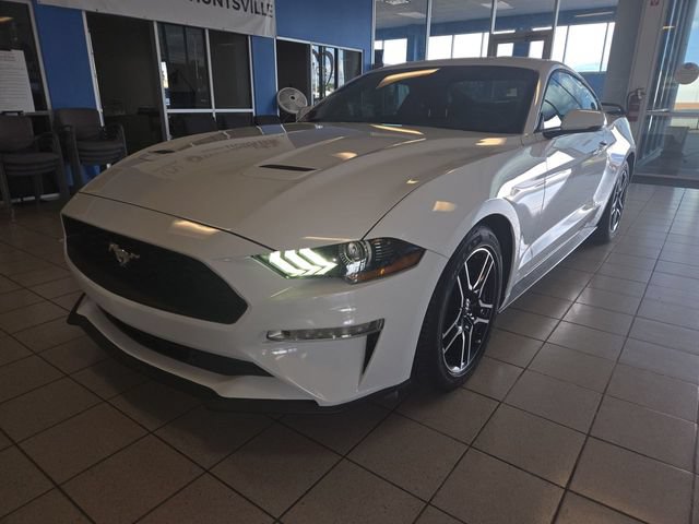 Used 2020 Ford Mustang Premium RWD image 4