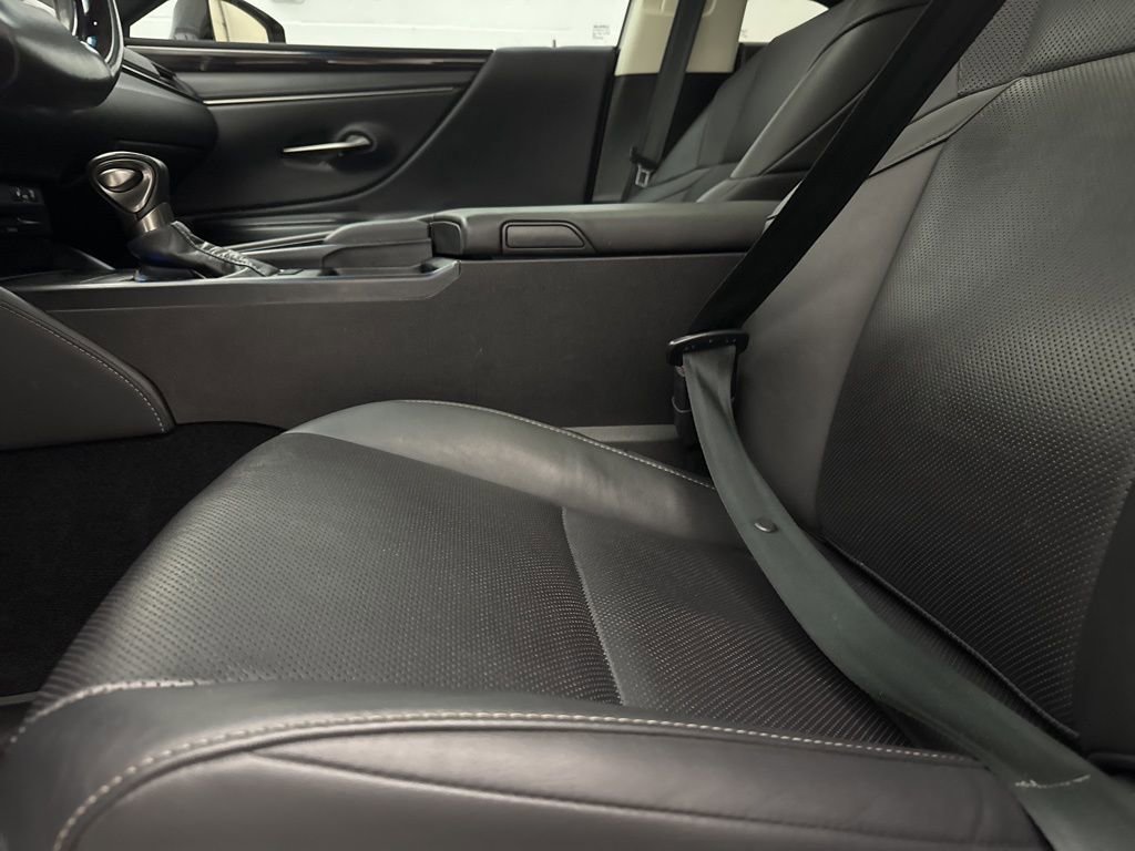 Used 2020 Lexus ES 350 w/ Premium Package image 22