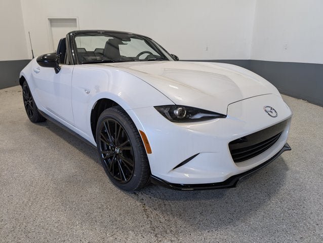 New 2026 MAZDA MX-5 Miata Club w/ Appearance Package RWD image 1
