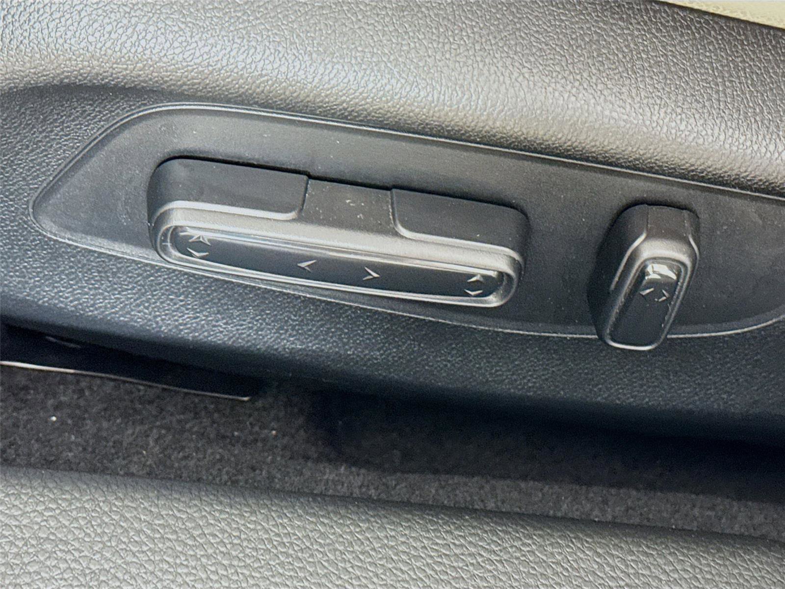 Used 2023 Honda Civic Touring image 23