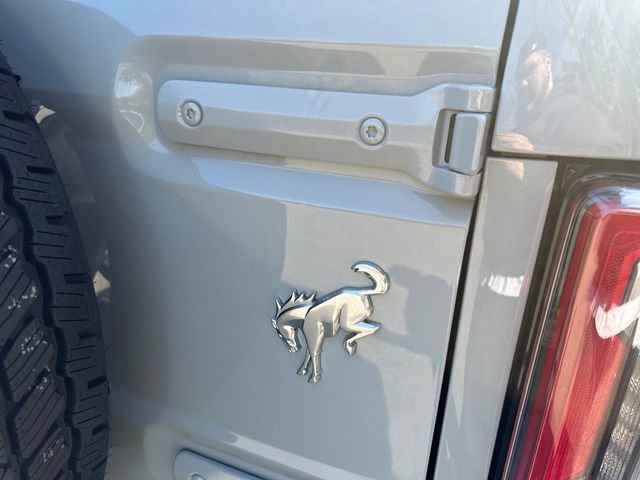 Used 2023 Ford Bronco Outer Banks image 25