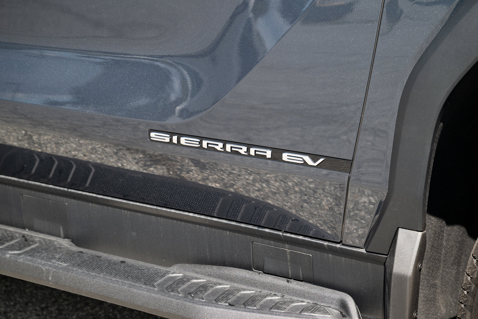 New 2026 GMC Sierra EV Elevation image 13