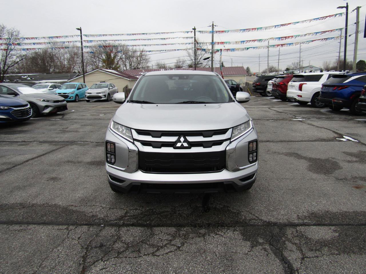 Used 2021 Mitsubishi Outlander Sport SE AWD/4WD image 2