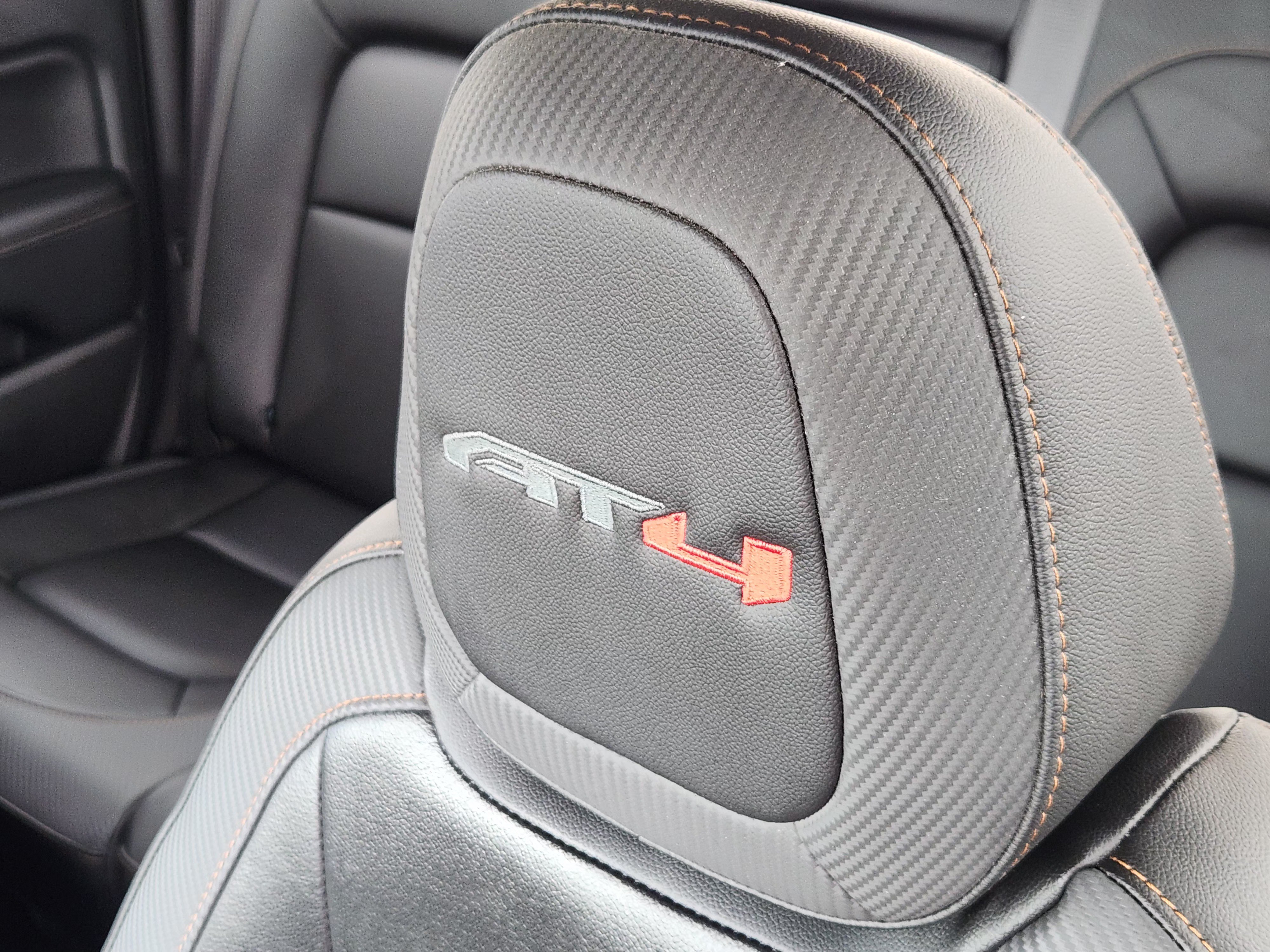 Used 2022 GMC Canyon AT4 AWD/4WD image 16