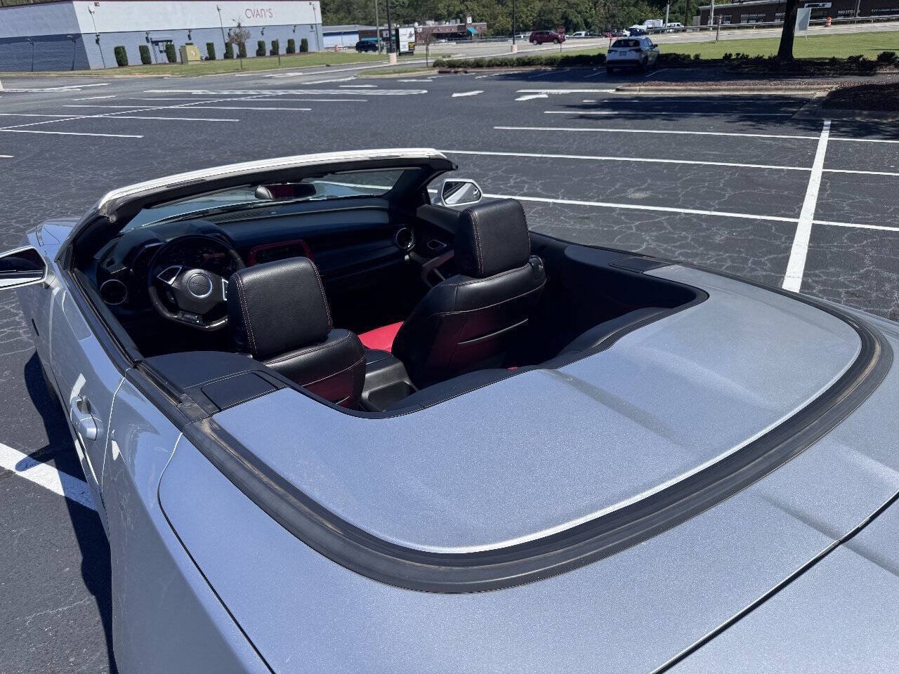 Used 2017 Chevrolet Camaro SS RWD image 23