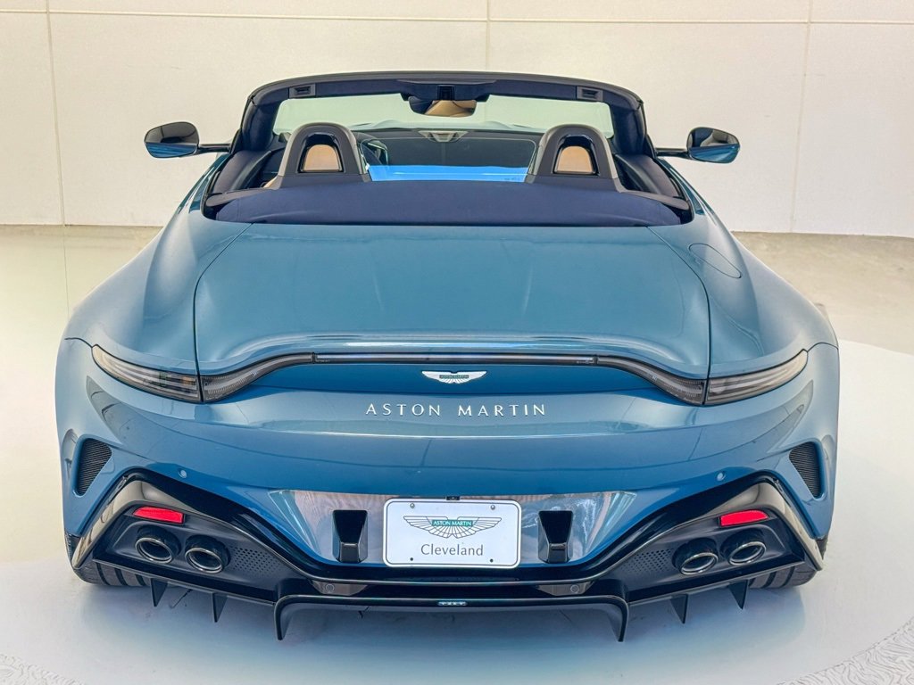 New 2026 Aston Martin V8 Vantage Roadster image 51