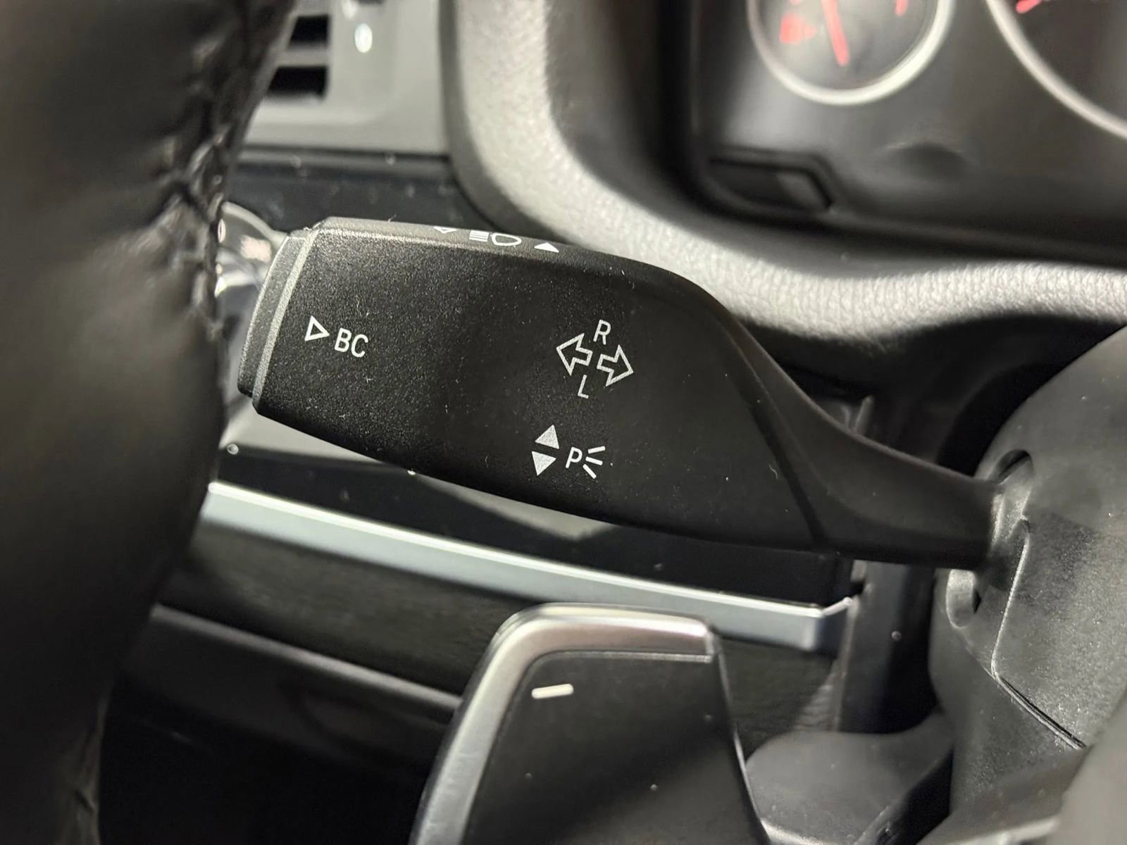 Used 2018 BMW X4 M40i image 29