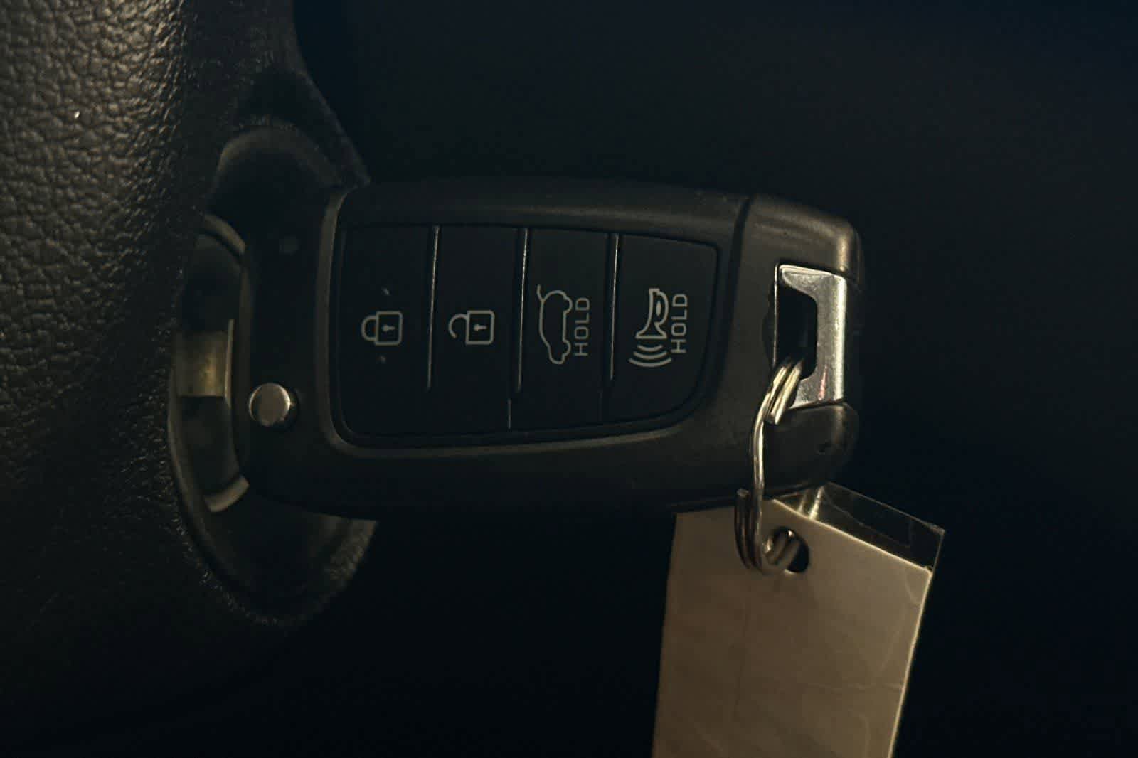 Used 2019 Hyundai Santa Fe SE FWD image 25