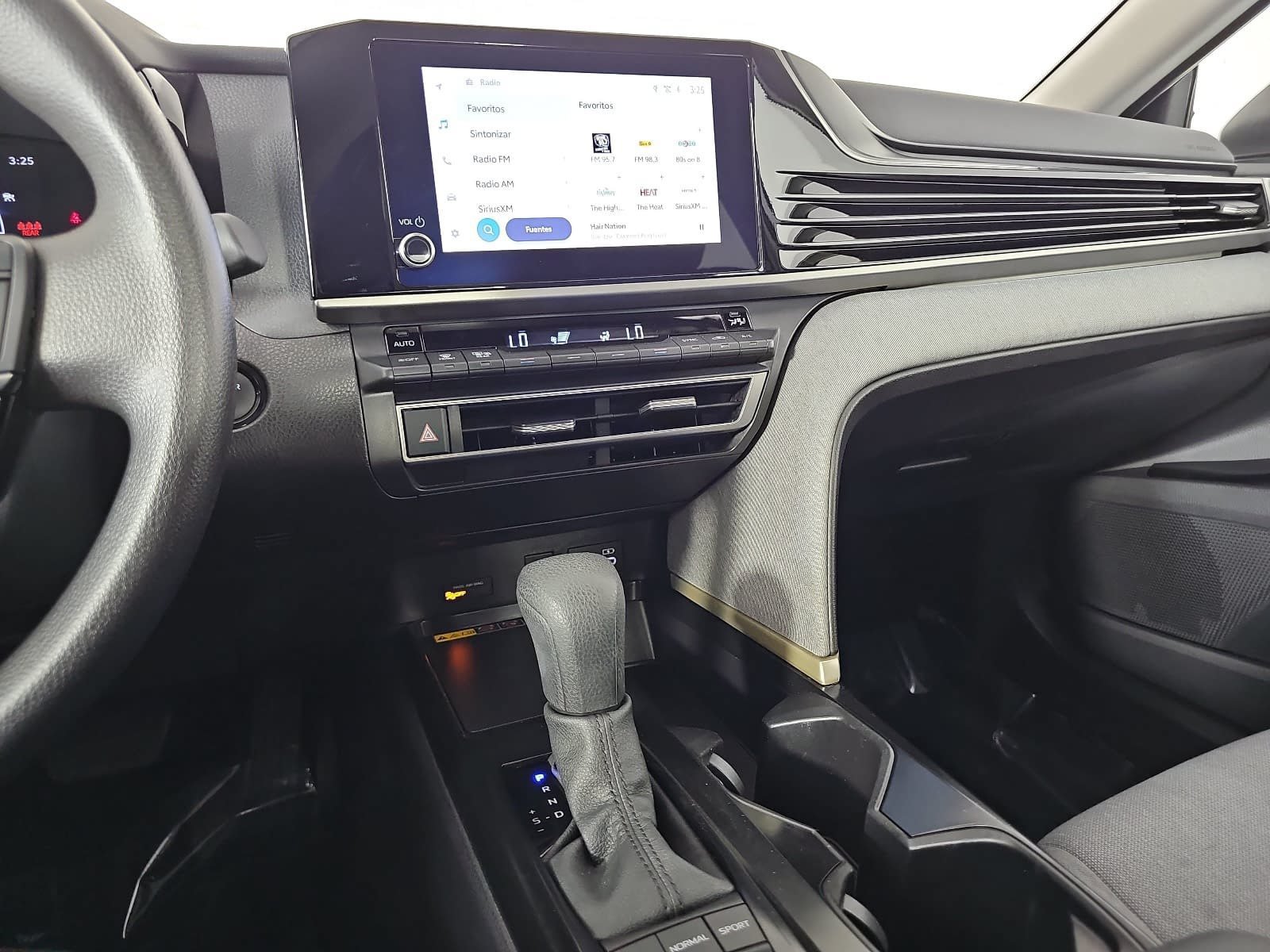 Used 2026 Toyota Camry LE FWD image 18