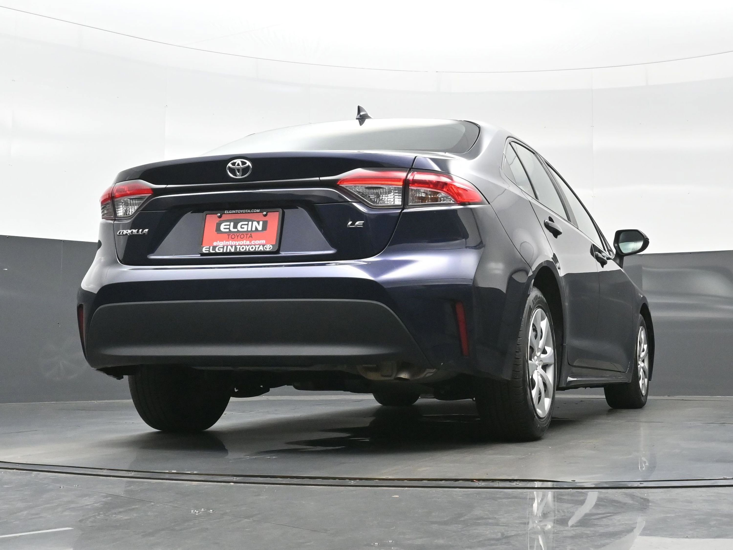 Used 2023 Toyota Corolla LE FWD image 29
