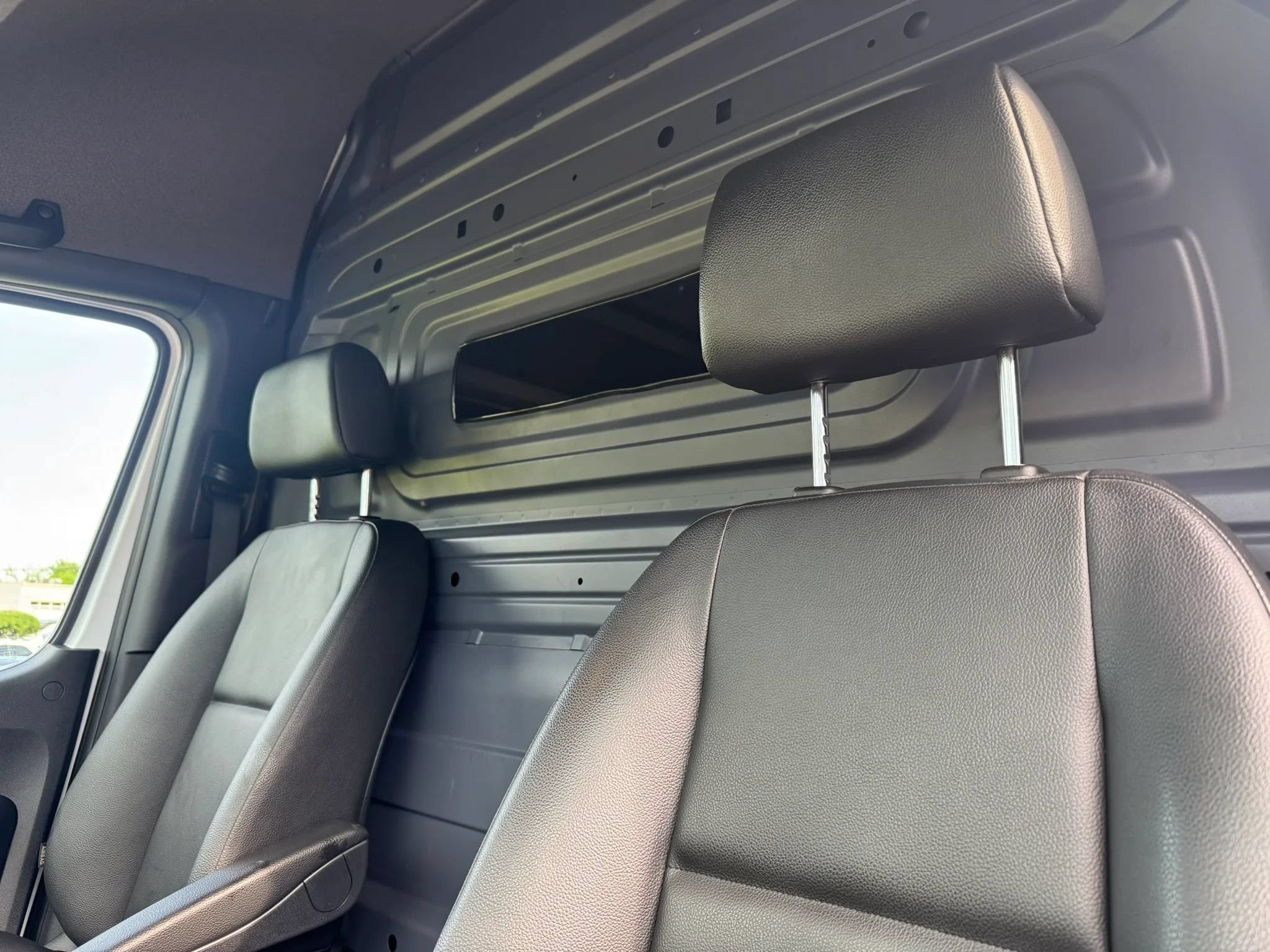 Used 2020 Mercedes-Benz Sprinter 3500 w/ Driver Convenience Package image 10
