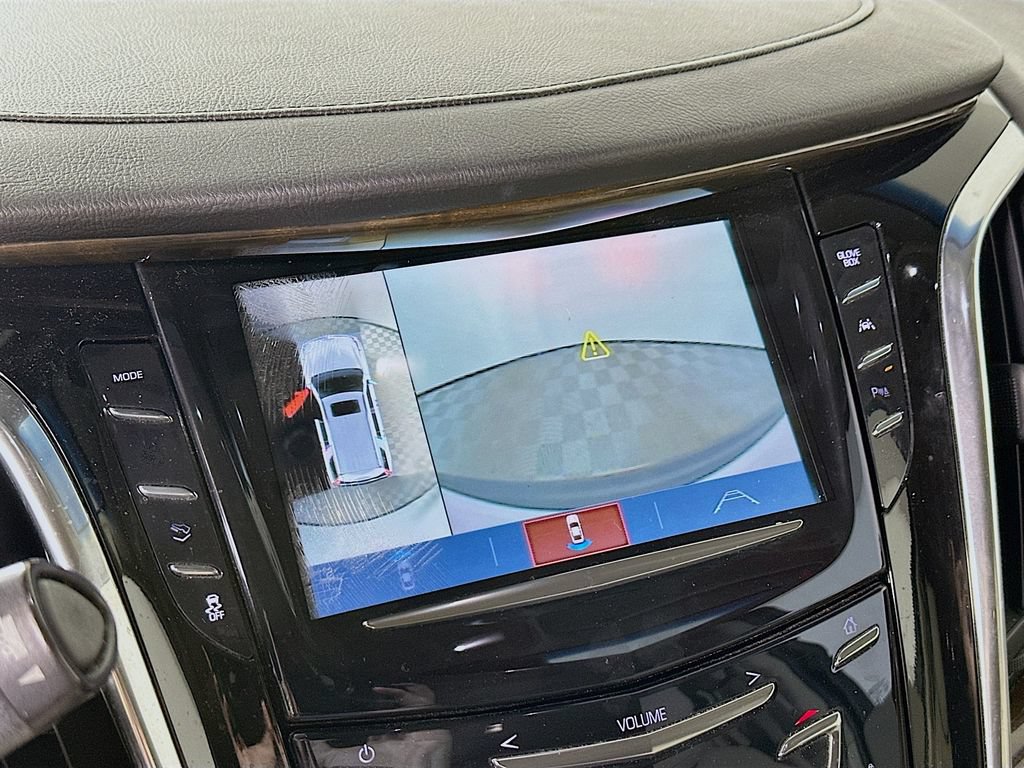 Used 2018 Cadillac Escalade Luxury AWD/4WD image 23