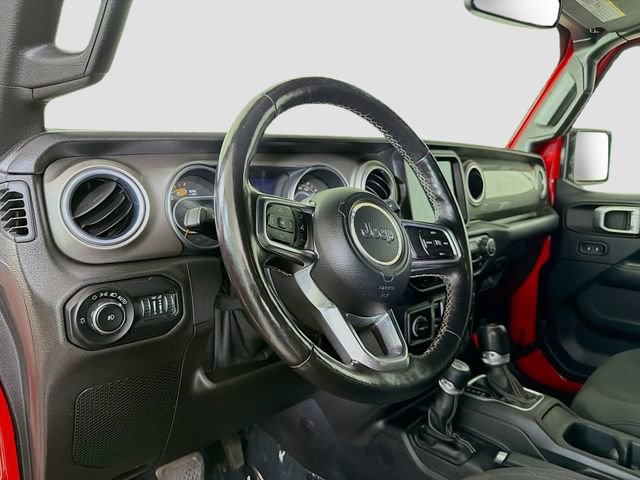 Used 2018 Jeep Wrangler Unlimited Sahara w/ Uconnect 4C Nav & Sound Group image 9