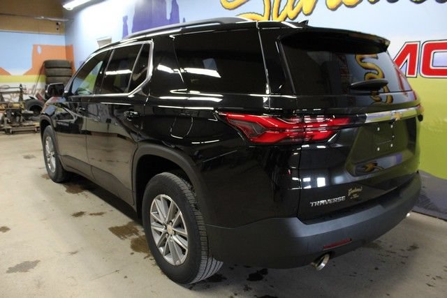 Used 2023 Chevrolet Traverse LT FWD image 6