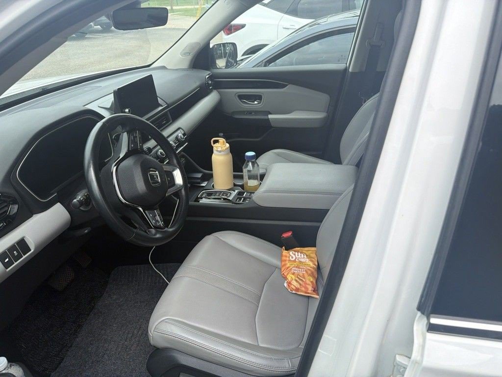 Certified 2024 Honda Pilot Touring image 11