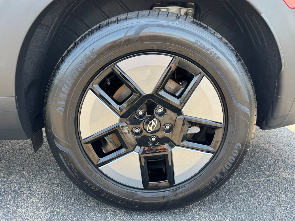 Certified 2026 Hyundai Santa Fe SE AWD/4WD image 9