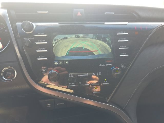 Used 2019 Toyota Camry XSE FWD image 18