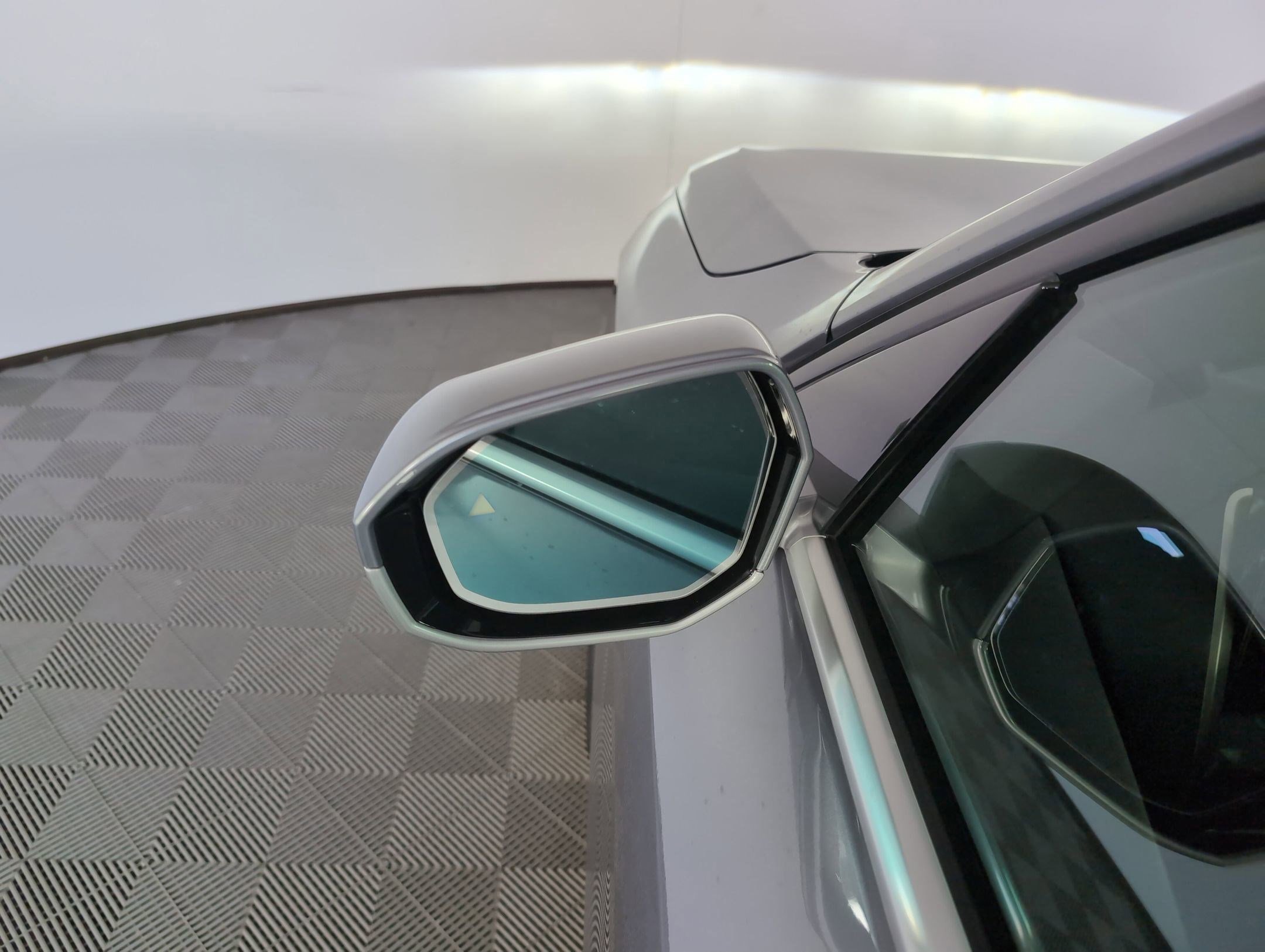 Used 2025 BMW X3 xDrive30i w/ Convenience Package image 19