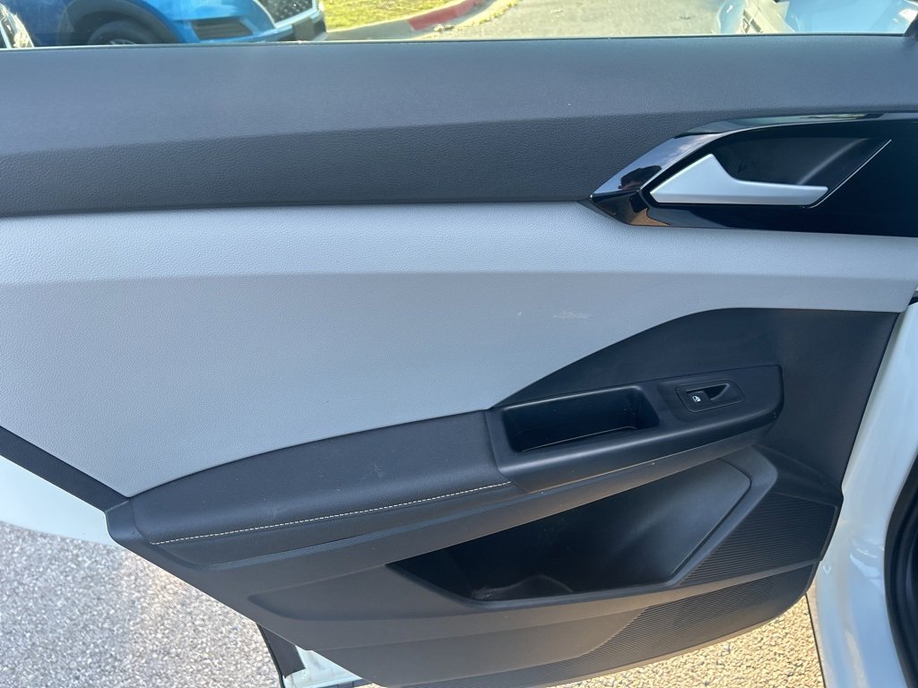 Used 2024 Volkswagen Taos S image 22