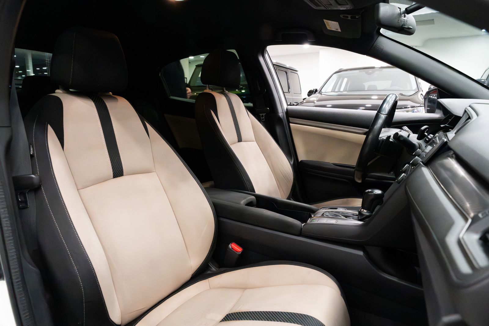 Used 2018 Honda Civic Sport image 10