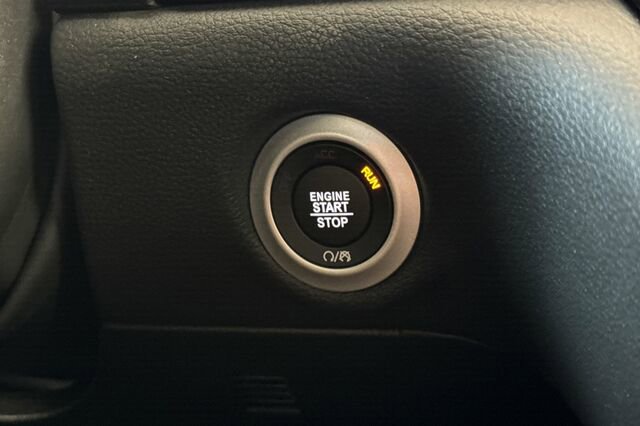 New 2026 Chrysler Pacifica Select image 20