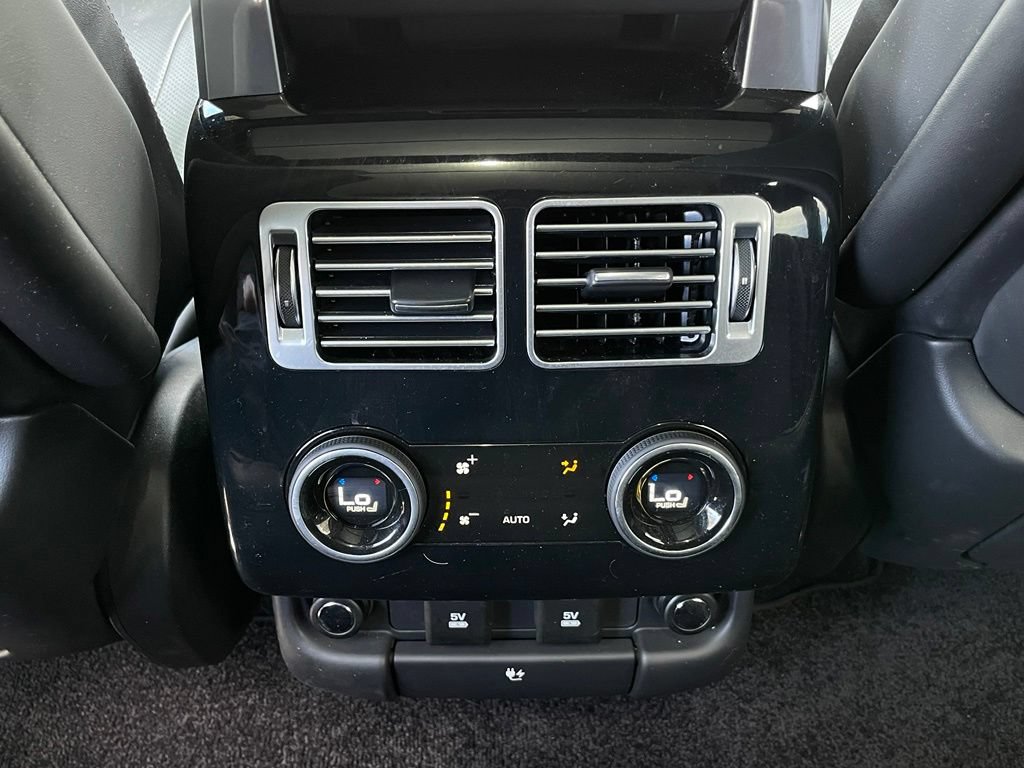 Used 2020 Land Rover Range Rover HSE AWD/4WD image 30