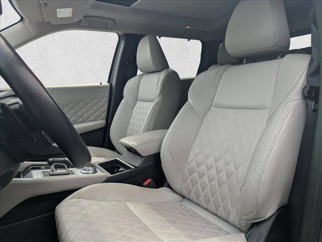 Used 2024 Mitsubishi Outlander SEL image 19