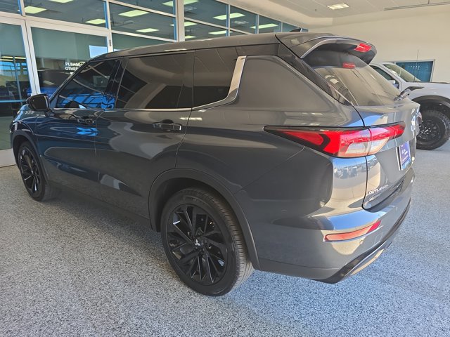 Used 2024 Mitsubishi Outlander FWD image 4