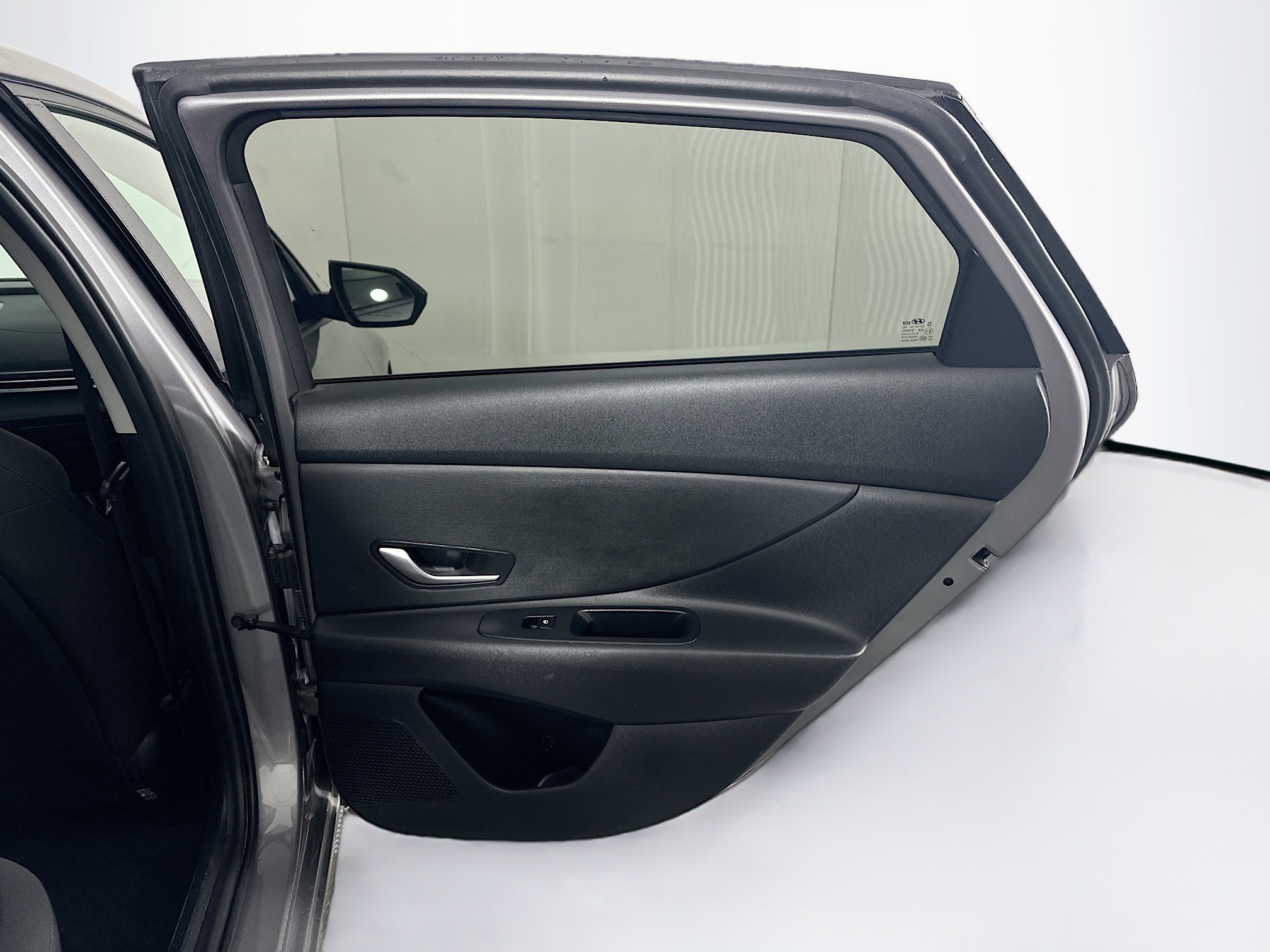 Used 2024 Hyundai Elantra SEL image 28