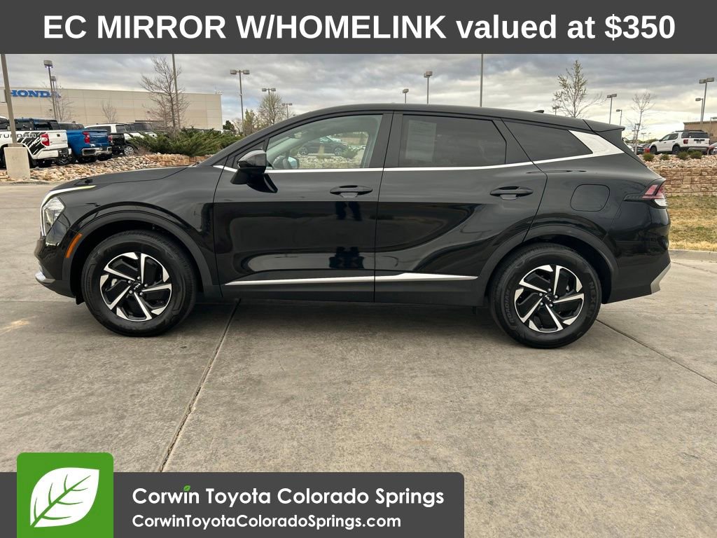 Used 2023 Kia Sportage LX image 4