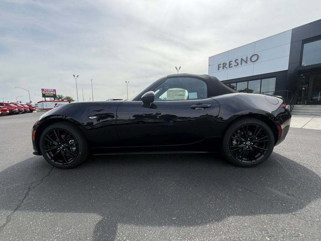 New 2026 MAZDA MX-5 Miata Club w/ Interior Package RWD image 4