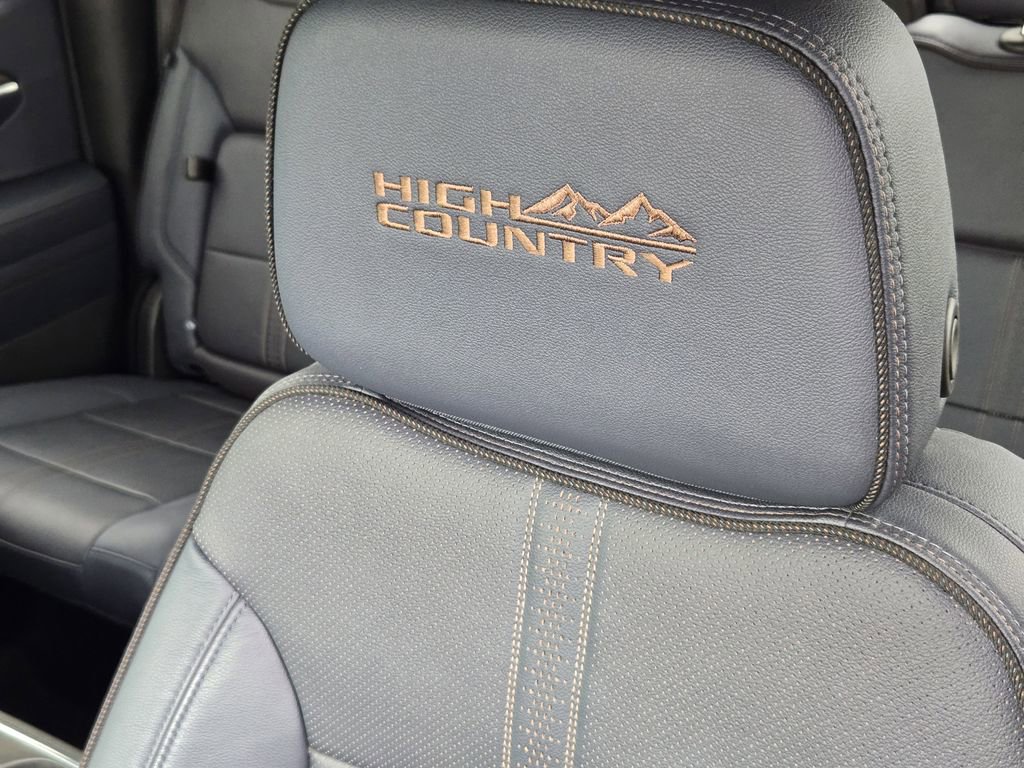 Used 2024 Chevrolet Silverado 1500 High Country w/ High Country Premium Package image 15