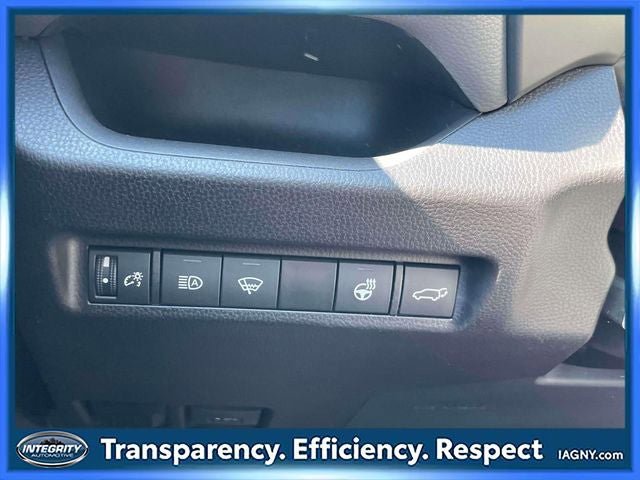 Used 2022 Toyota RAV4 XLE w/ Convenience Package AWD/4WD image 21