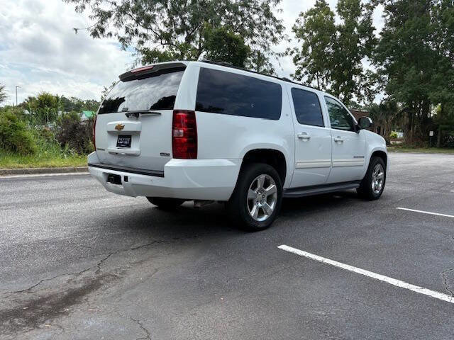 Used 2012 Chevrolet Suburban LT image 5