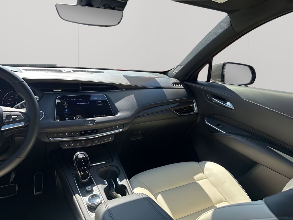 Used 2022 Cadillac XT4 Sport image 24