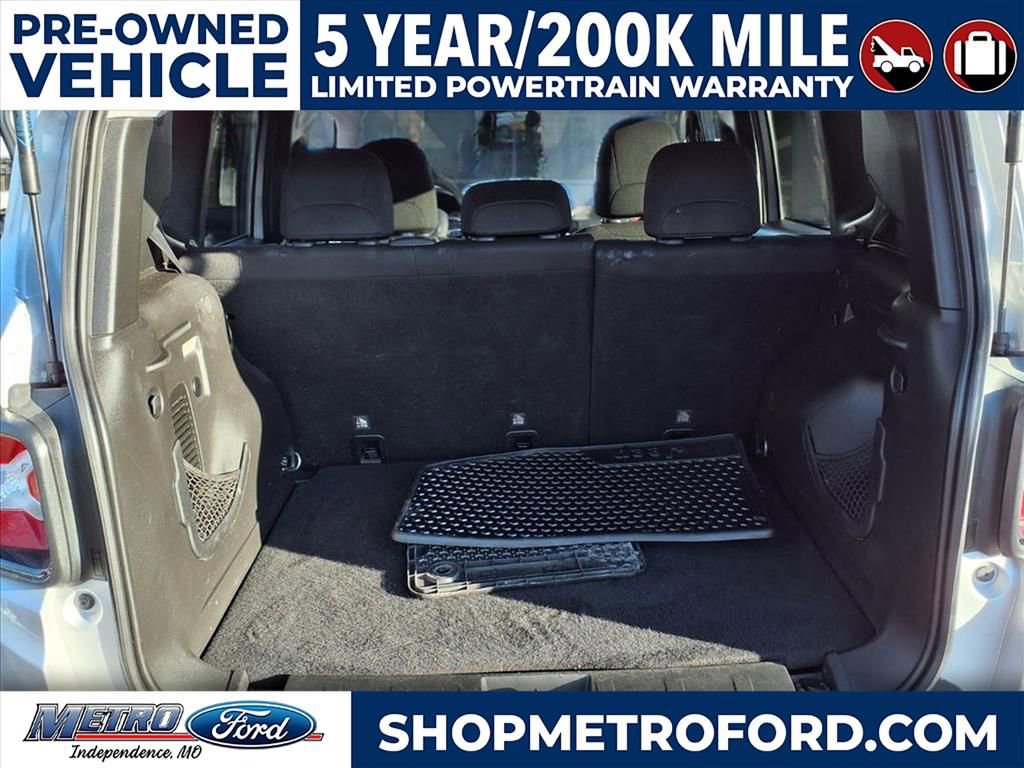 Used 2020 Jeep Renegade Sport image 30