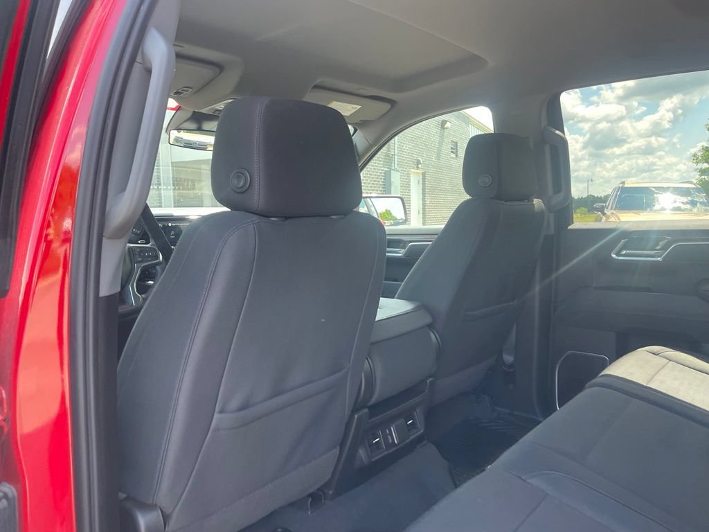 Used 2026 Chevrolet Silverado 1500 LT AWD/4WD image 24